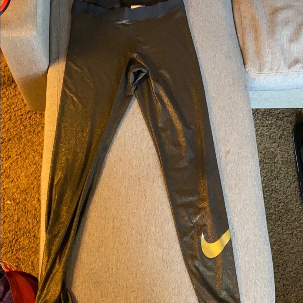 Nike pro leggings